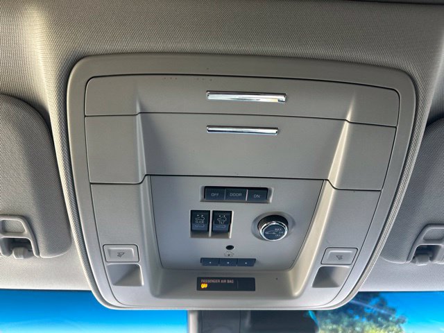 Used 2019 Chevrolet Tahoe Premier AWD/4WD image 33