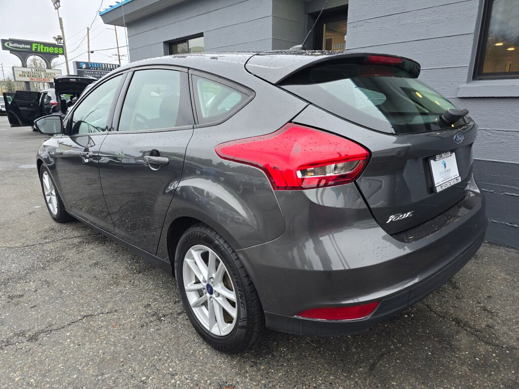 Used 2017 Ford Focus SE image 4