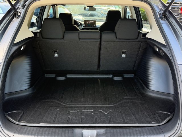 Certified 2024 Honda HR-V LX image 17