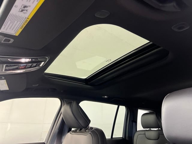 New 2026 Jeep Grand Cherokee Altitude AWD/4WD image 13