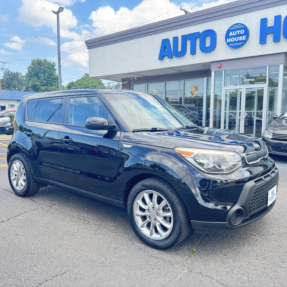 Used 2014 Kia Soul FWD image 2