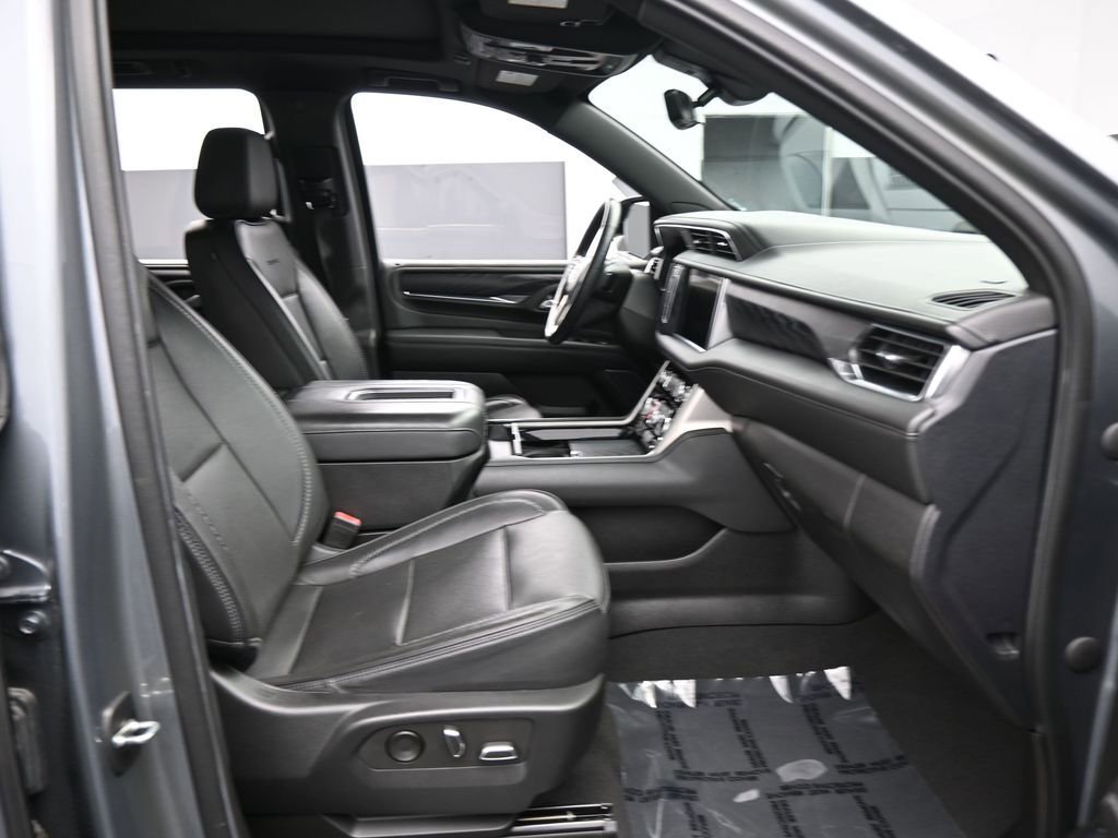 Used 2022 GMC Yukon Denali w/ Denali Premium Package image 53