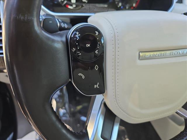 Used 2018 Land Rover Range Rover HSE image 17