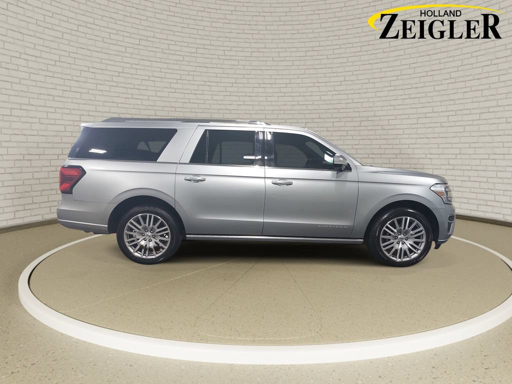 Used 2023 Ford Expedition Max Platinum AWD/4WD image 4