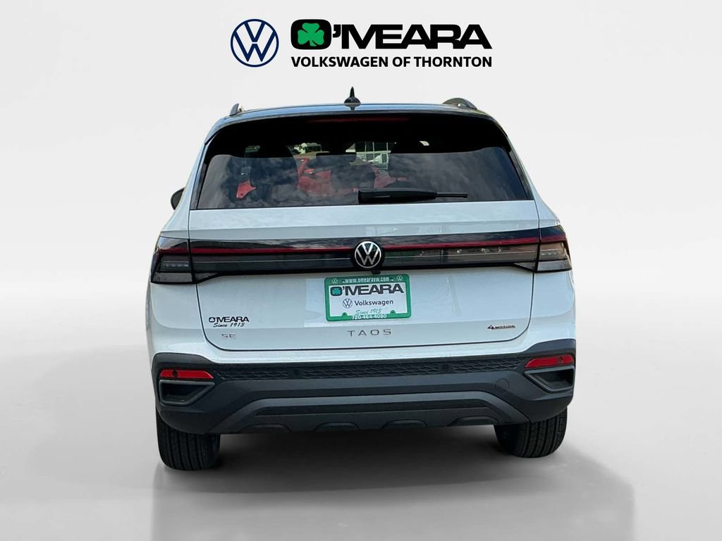 Used 2025 Volkswagen Taos SE AWD/4WD image 4