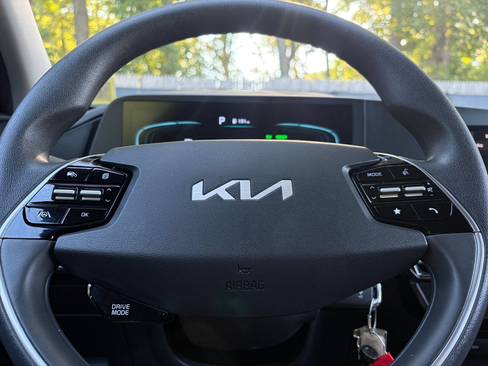 Used 2026 Kia Niro LX FWD image 25