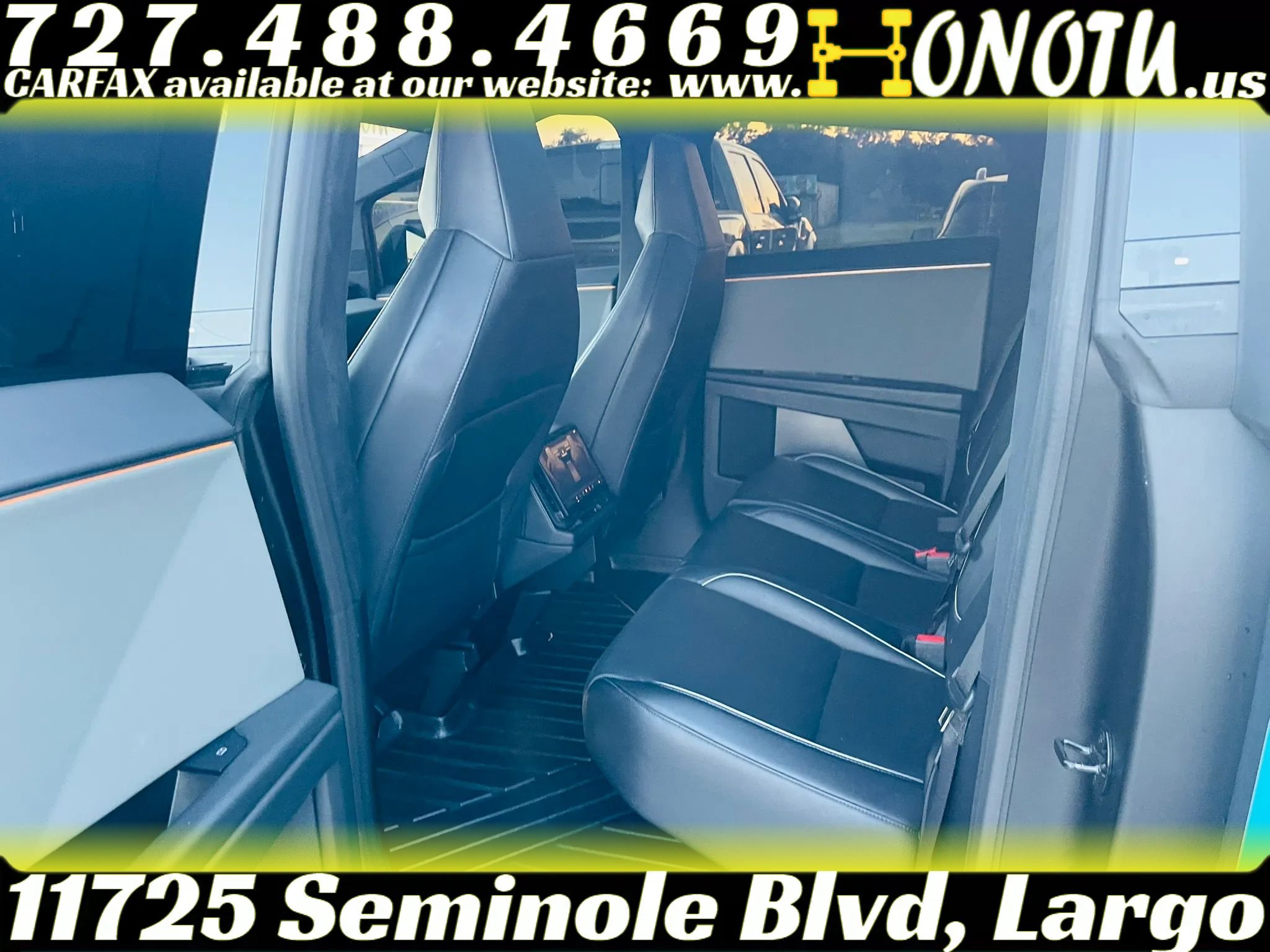 Used 2024 Tesla Cybertruck AWD Crew Cab image 14