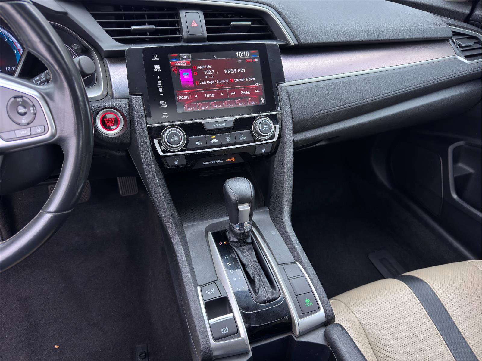 Used 2016 Honda Civic Touring image 14