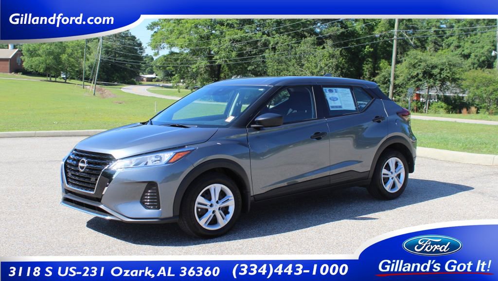 Used 2025 Nissan Kicks Play S FWD image 1