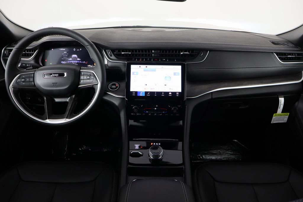 New 2025 Jeep Grand Cherokee Limited image 14