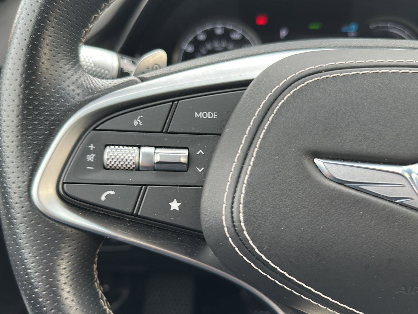 Used 2024 Genesis Electrified GV70 AWD/4WD image 23