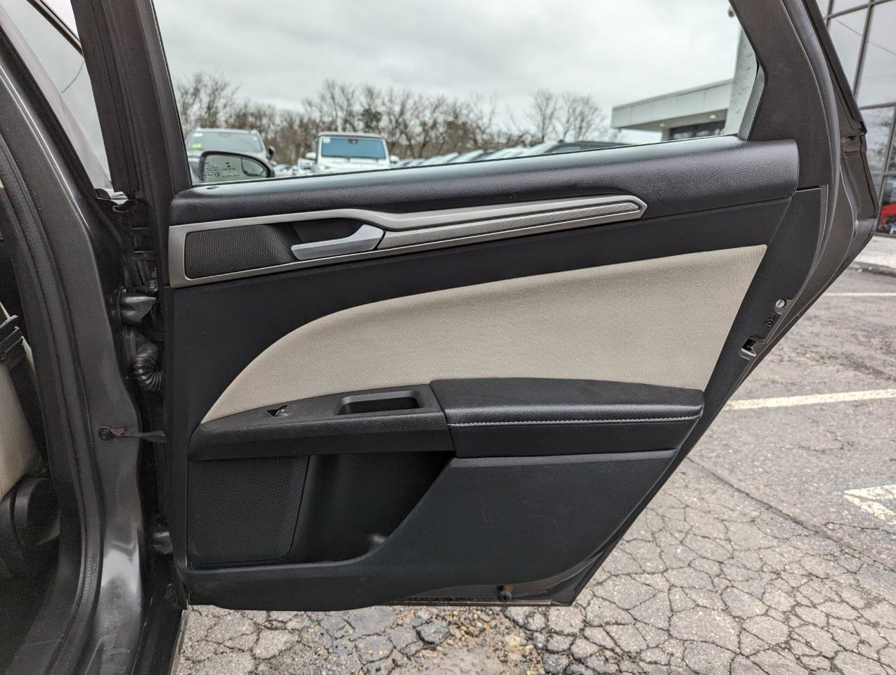 Used 2017 Ford Fusion S image 36