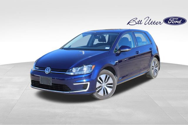 Used 2017 Volkswagen e-Golf SE w/ DC Fast Charging Package