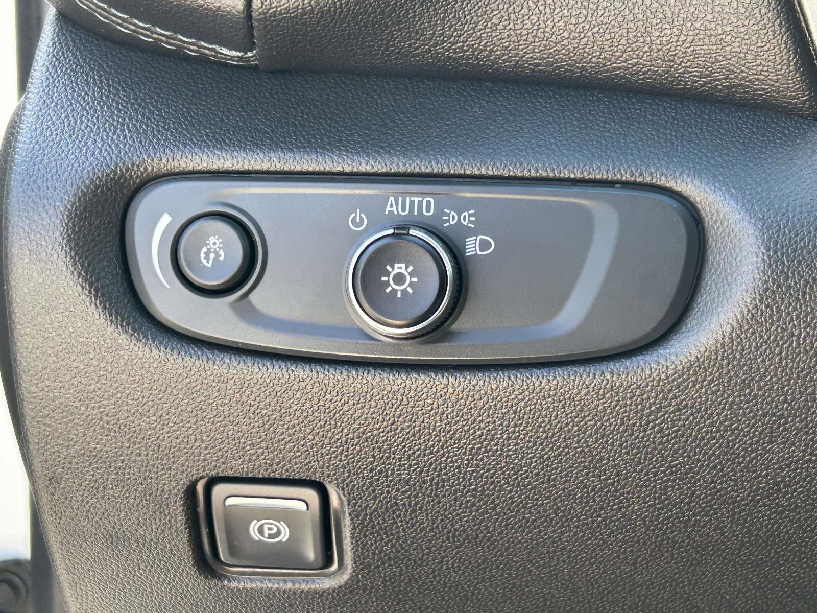 Used 2021 Chevrolet Blazer LT image 19