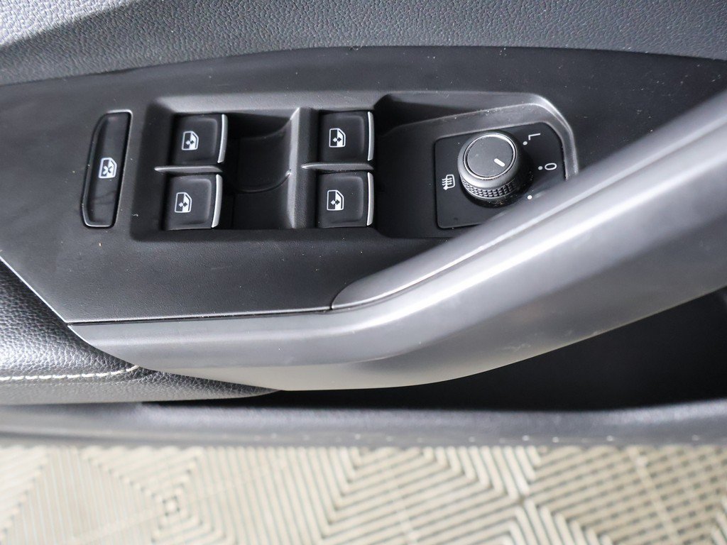 Used 2025 Volkswagen Jetta S FWD image 34