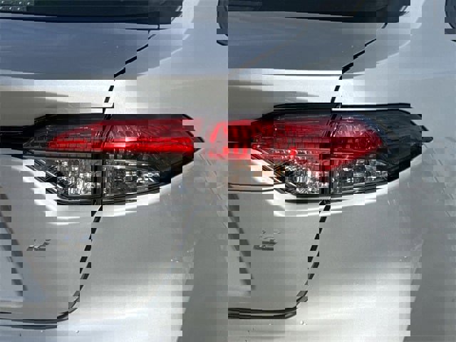 Used 2023 Toyota Corolla LE image 7