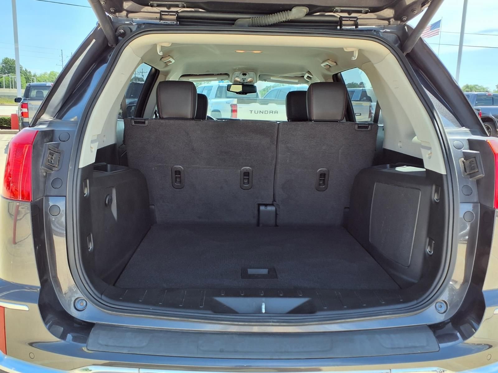 Used 2016 GMC Terrain SLT w/ Driver Alert Package I FWD image 8