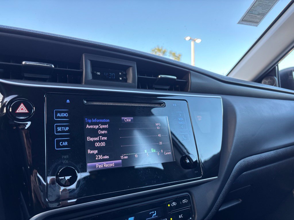 Used 2019 Toyota Corolla LE FWD image 27