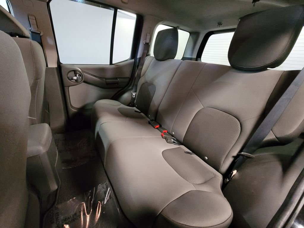 Used 2013 Nissan Xterra S image 9