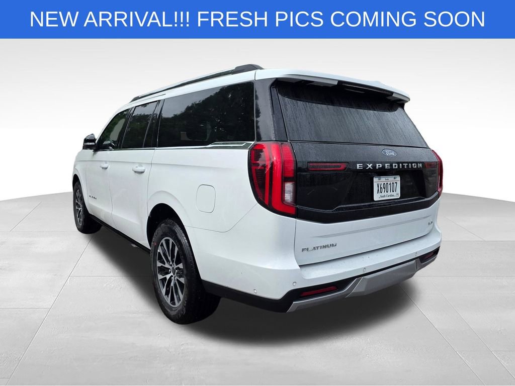 Used 2025 Ford Expedition Max Platinum AWD/4WD image 6