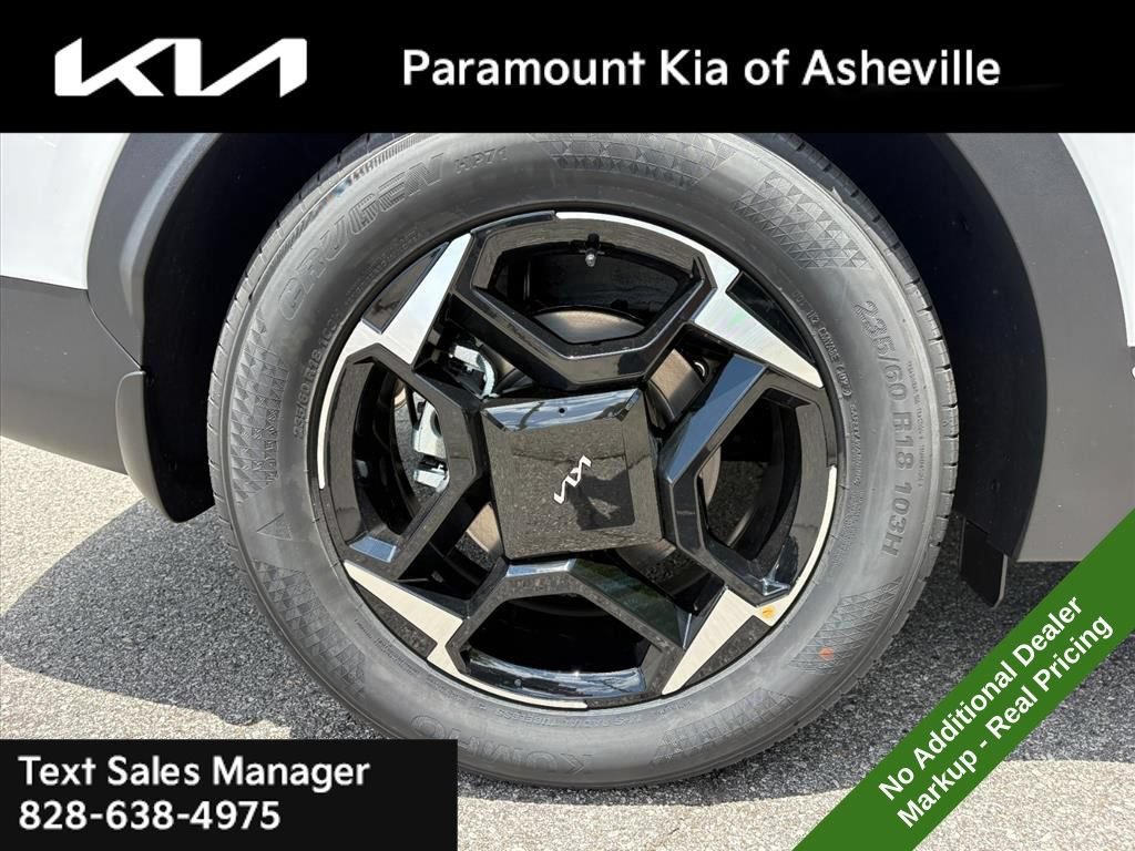 New 2026 Kia Sportage EX FWD image 30