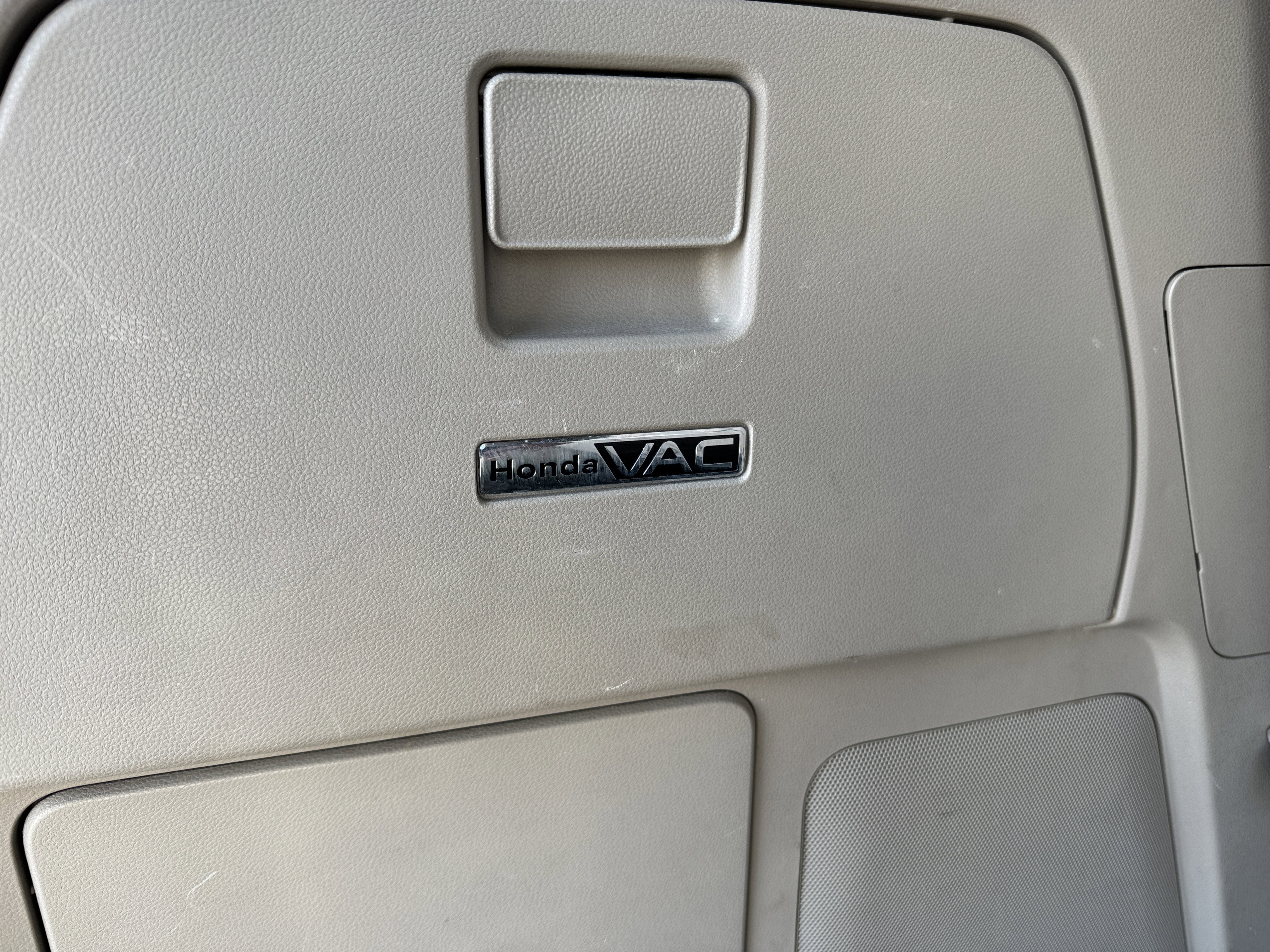 Used 2014 Honda Odyssey Touring Elite image 36