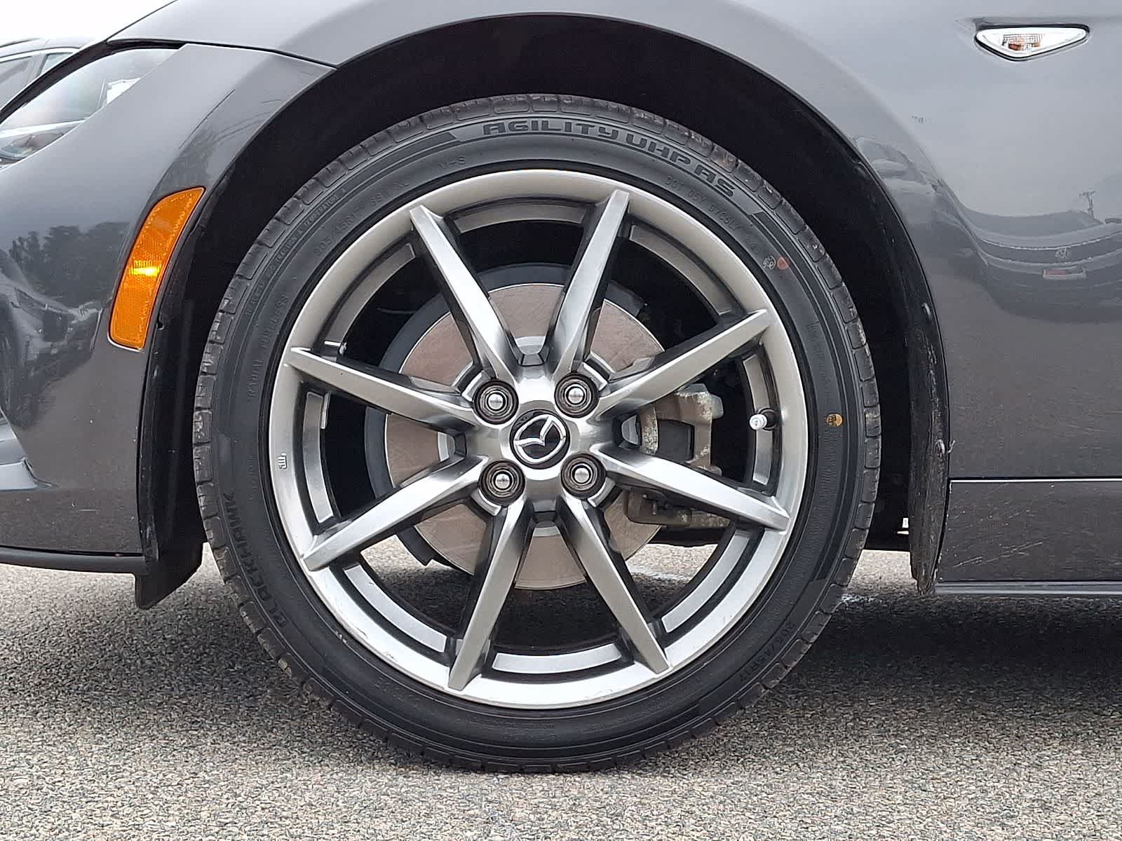 Used 2023 MAZDA MX-5 Miata Grand Touring RWD image 9