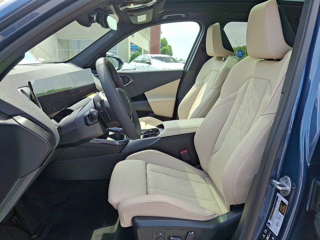Used 2025 BMW X3 xDrive30i w/ Premium Package image 10