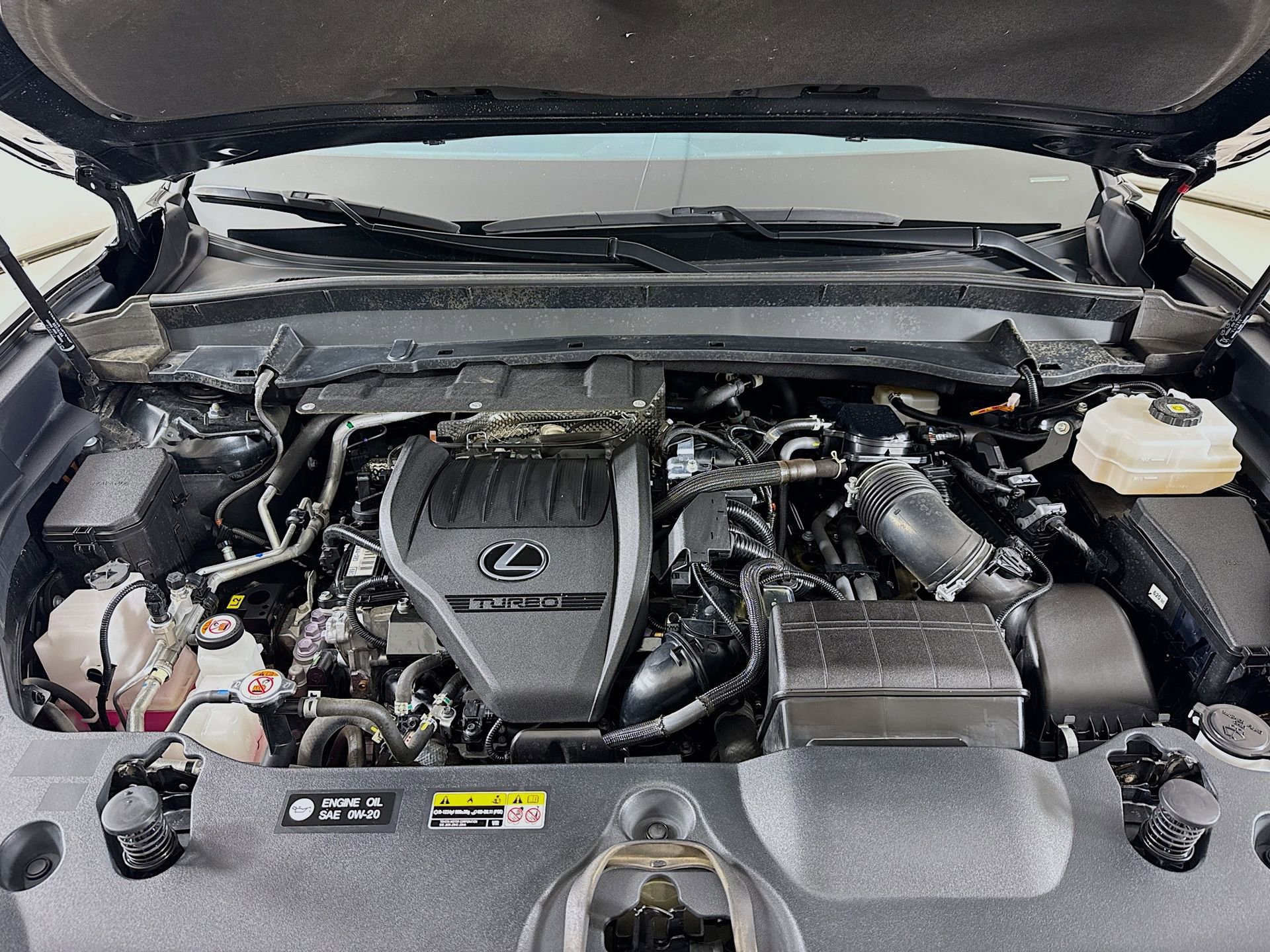 Used 2024 Lexus TX 500h AWD w/ Technology Package image 33