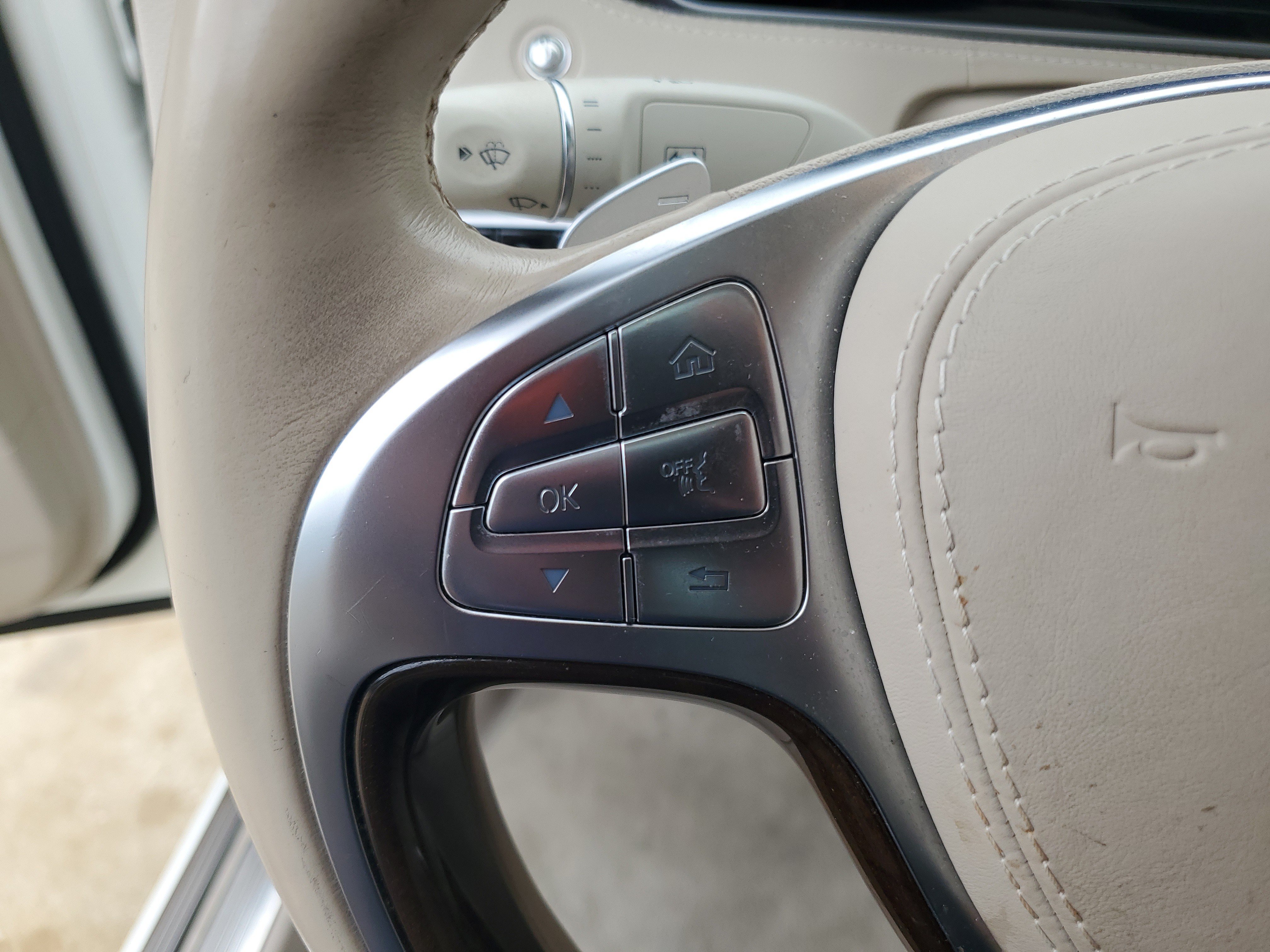 Used 2015 Mercedes-Benz S 550 Sedan image 19
