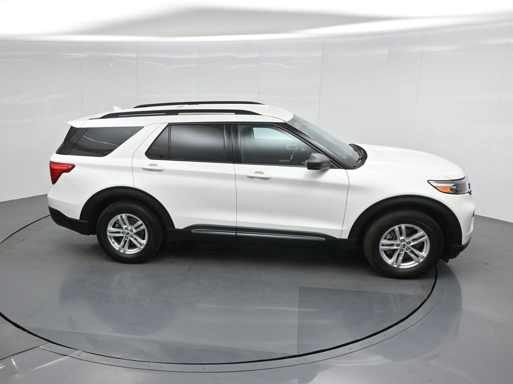 Certified 2023 Ford Explorer XLT RWD image 52
