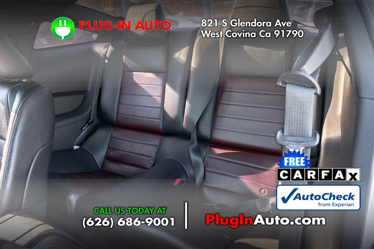 Used 2012 Ford Mustang Premium w/ Comfort Pkg image 9