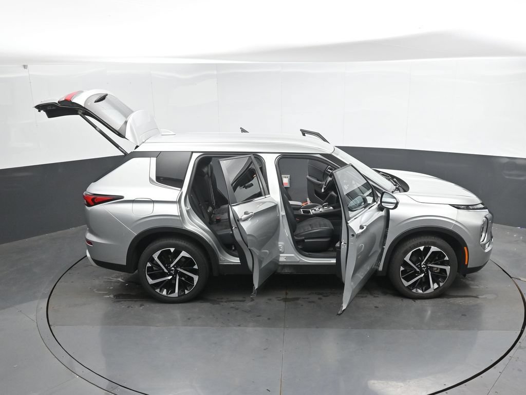 Used 2024 Mitsubishi Outlander SE AWD/4WD image 50