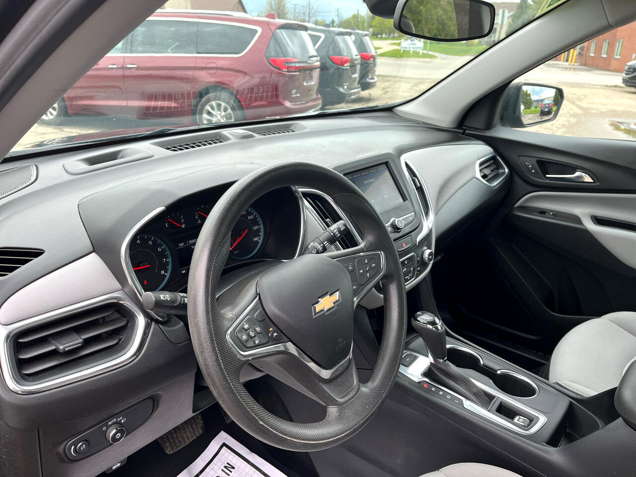 Used 2020 Chevrolet Equinox LS image 13