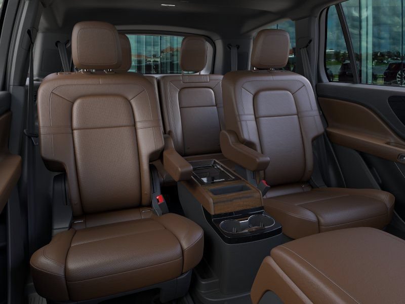 New 2026 Lincoln Aviator Reserve w/ Jet Appearance Package RWD image 11