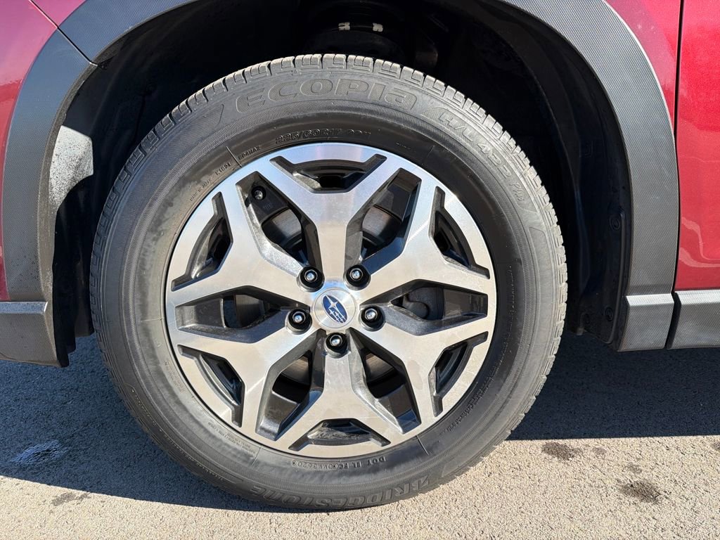 Used 2021 Subaru Forester Premium image 2