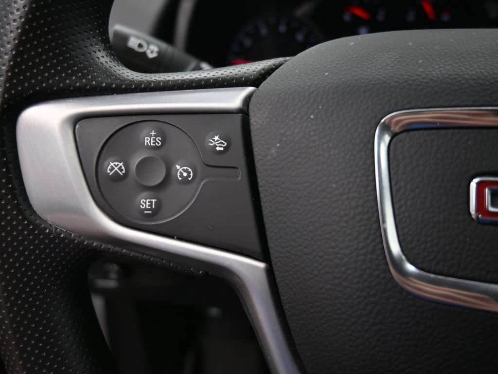 Used 2022 GMC Terrain SLE w/ Driver Convenience Package image 14