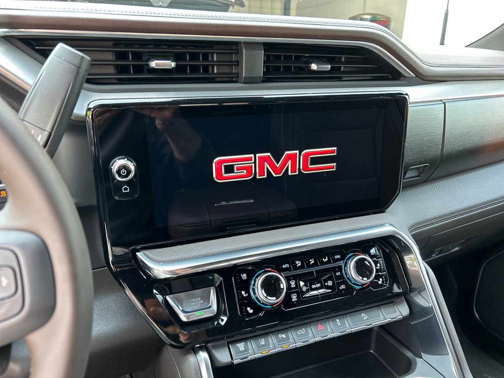 New 2026 GMC Sierra 2500 Denali w/ Denali Reserve Package image 23