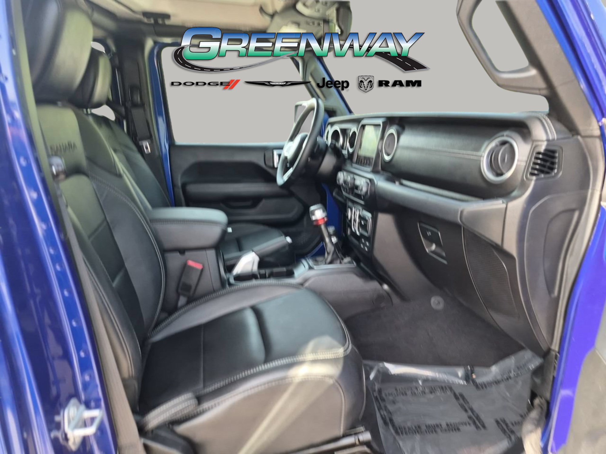 Used 2018 Jeep Wrangler Unlimited Sahara AWD/4WD image 7