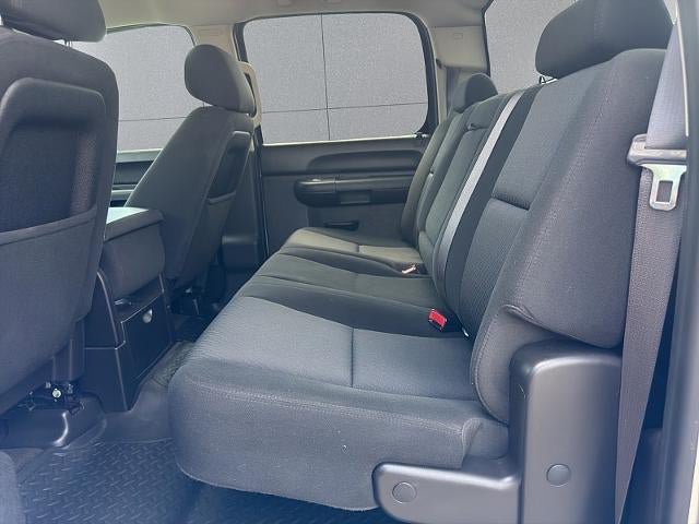 Used 2011 GMC Sierra 2500 SLE w/ SLE Preferred Package AWD/4WD image 27