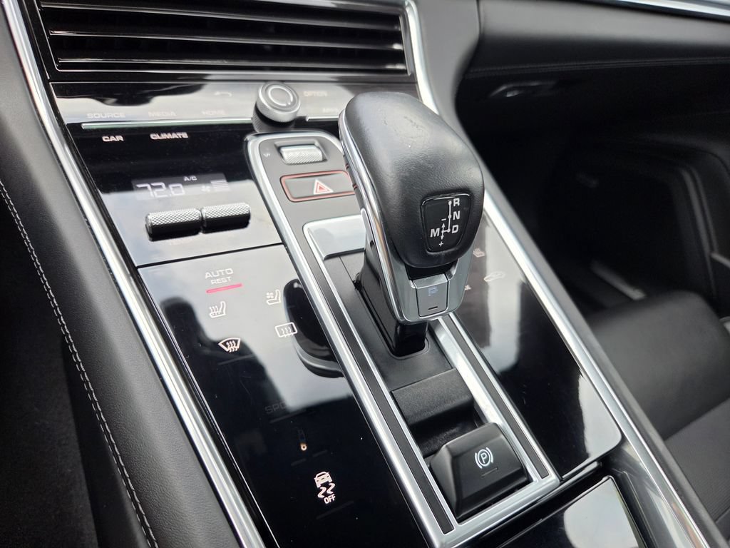 Used 2018 Porsche Panamera 4S AWD/4WD image 31