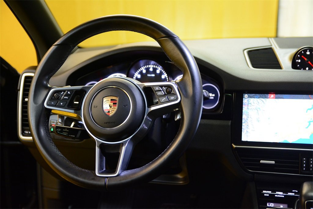 Used 2019 Porsche Cayenne image 16