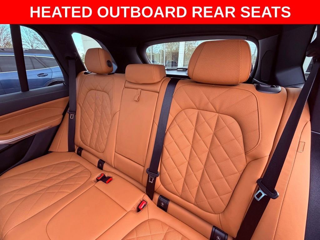 Used 2025 BMW X5 xDrive40i w/ Climate Comfort Package image 16