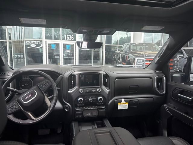 Used 2020 GMC Sierra 2500 AT4 w/ AT4 Premium Package AWD/4WD image 9