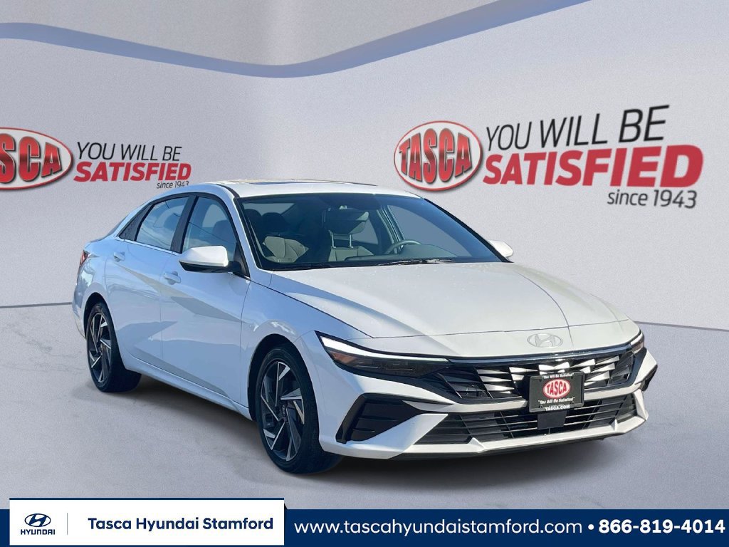 Used 2024 Hyundai Elantra SEL w/ Convenience Package FWD image 1