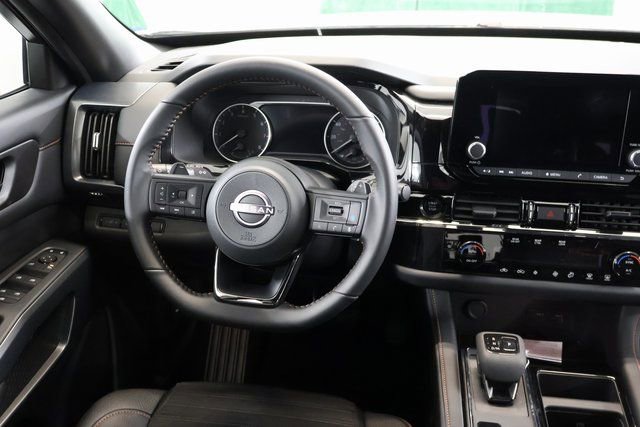 New 2025 Nissan Pathfinder Rock Creek image 15