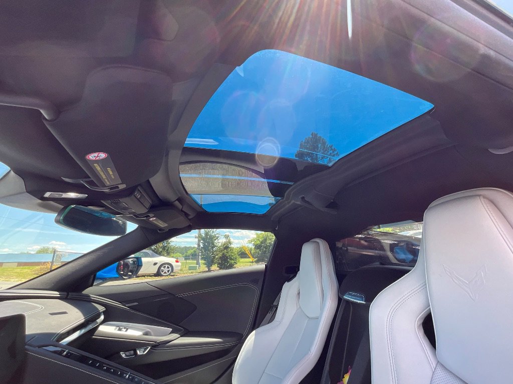 Used 2022 Chevrolet Corvette Stingray Coupe w/ Z51 Performance Package image 15