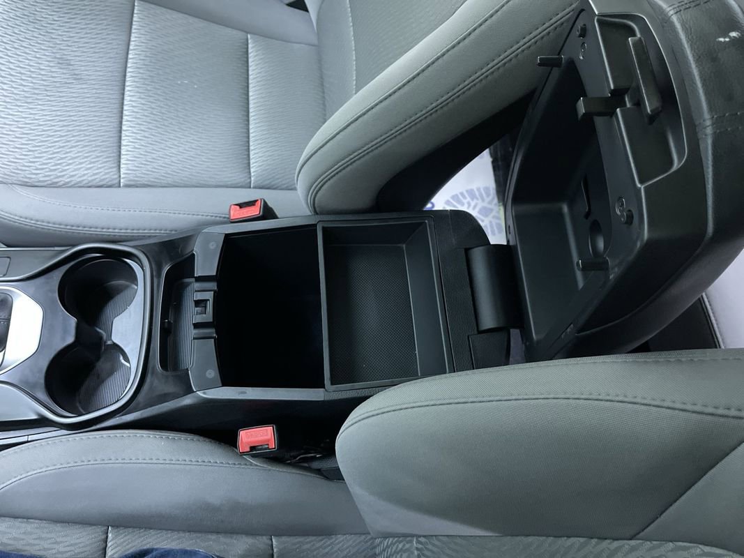 Used 2017 Hyundai Santa Fe Sport image 25