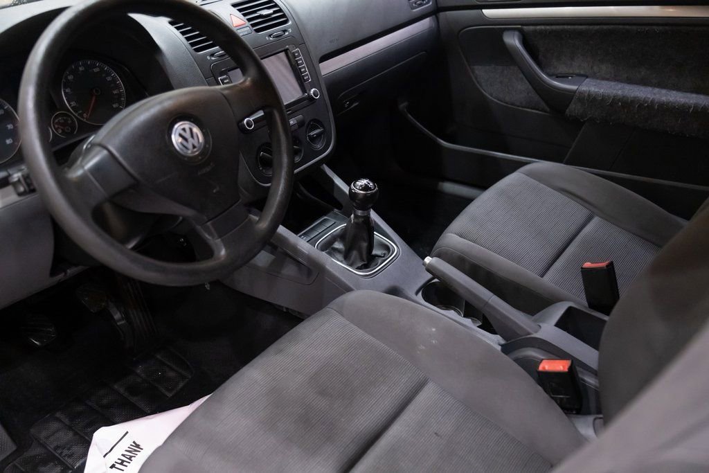 Used 2008 Volkswagen Rabbit S image 13