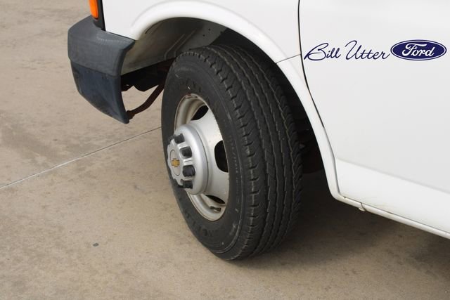 Used 2008 Chevrolet Express 3500 Work Van image 9